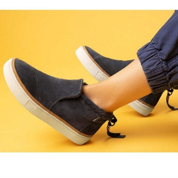 Toms Paxton Slip On Shoes Sneakers Suede Faux Shearling in Forged Iron Grey 8.5 - Picture 2 of 11